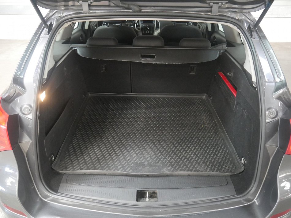 Opel Astra 2.0 CDTi 