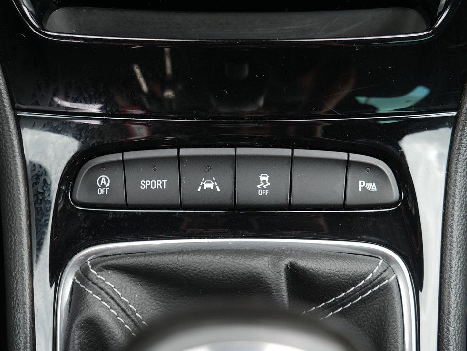 Opel Astra 1.6 CDTi 