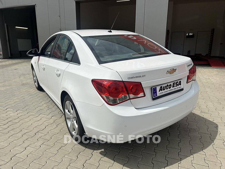 Chevrolet Cruze 1.8i 