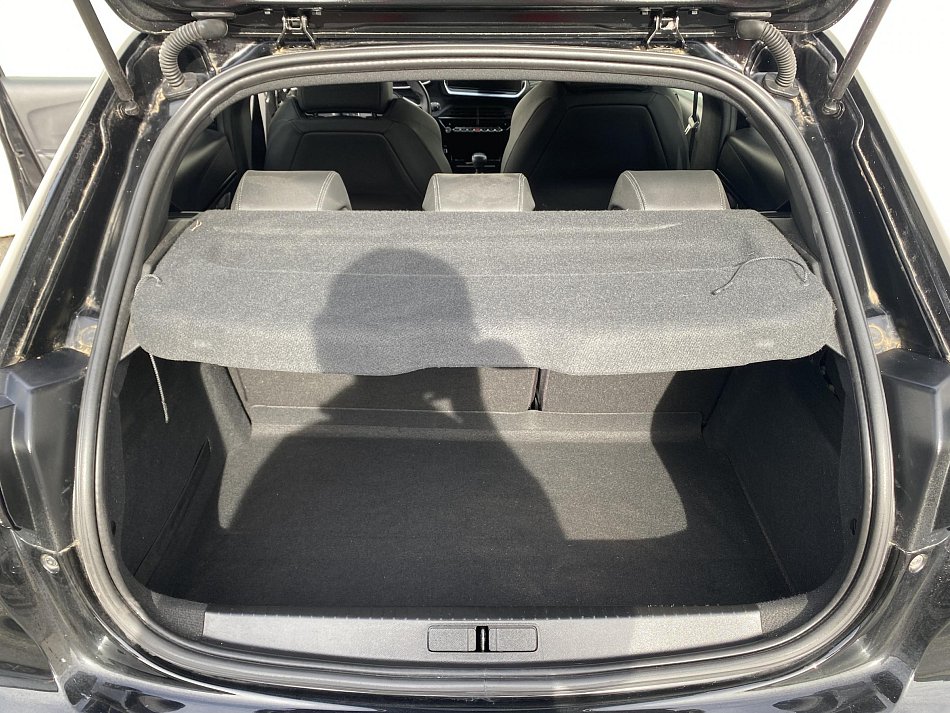 Peugeot 208 1.2 PT GT