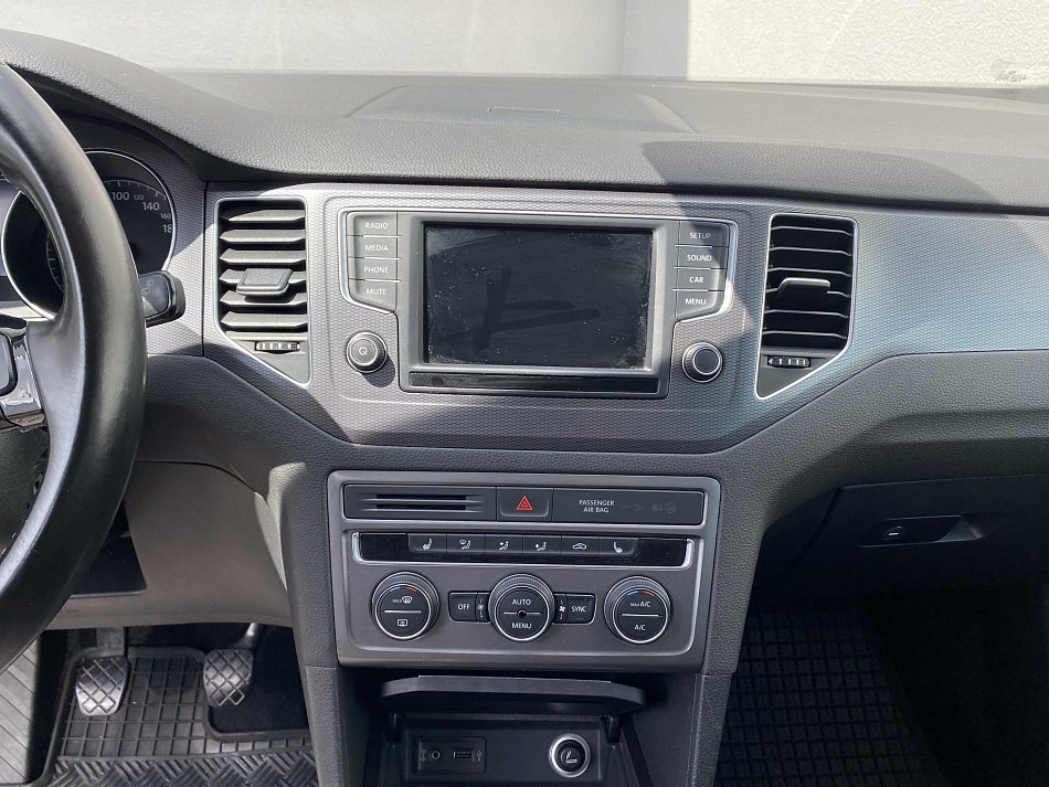 Volkswagen Sportsvan 1.2 TSi Lounge