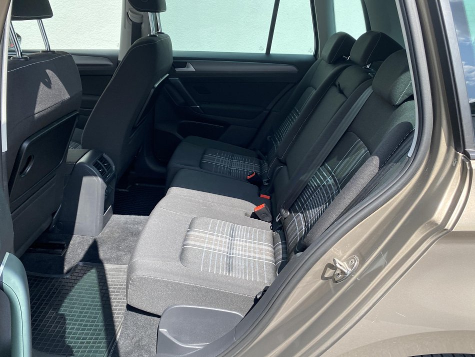 Volkswagen Sportsvan 1.2 TSi Lounge