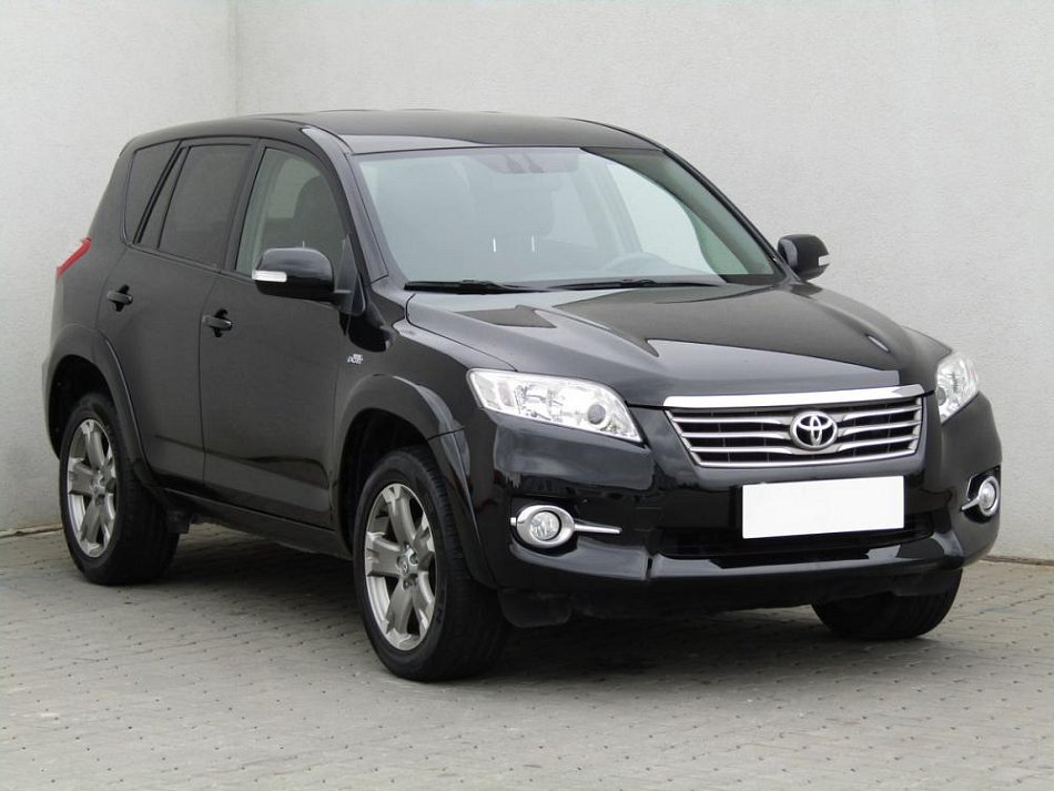 Toyota RAV4 2.2D 