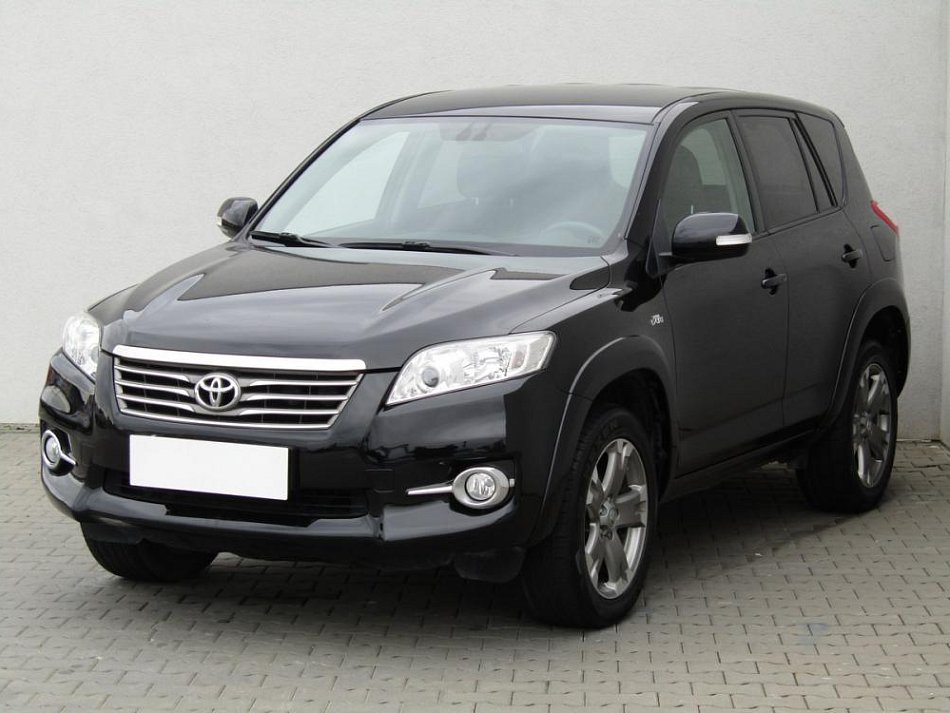 Toyota RAV4 2.2D 