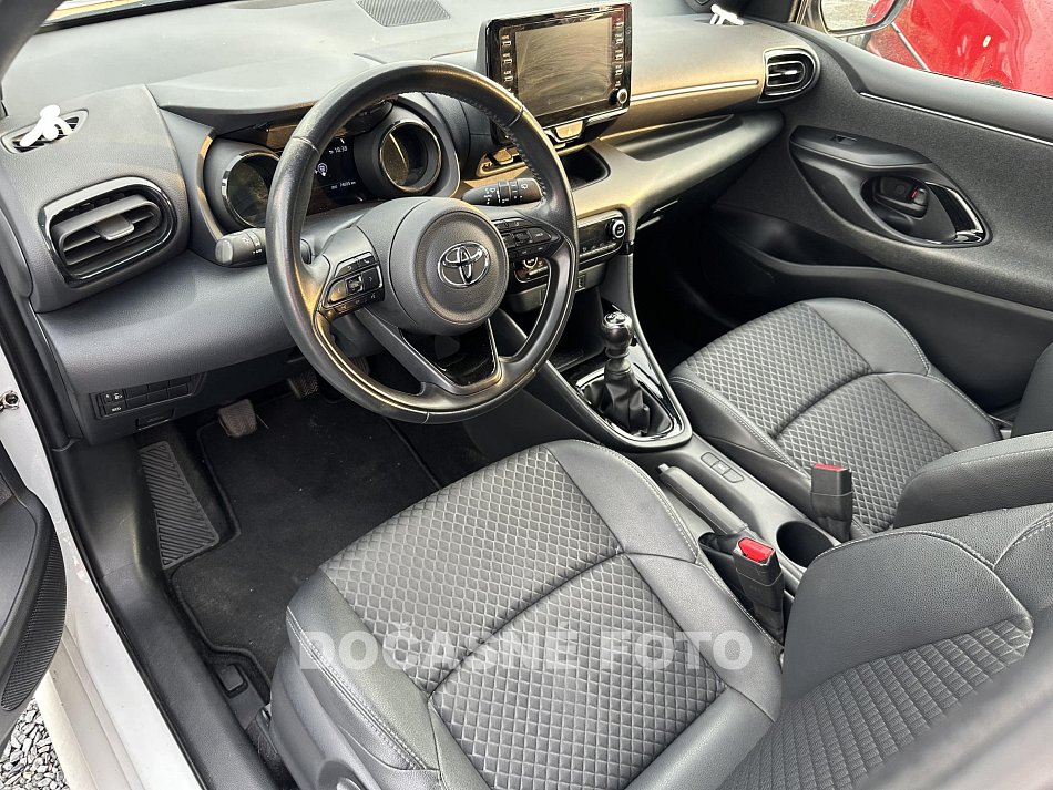 Toyota Yaris 1.5i 