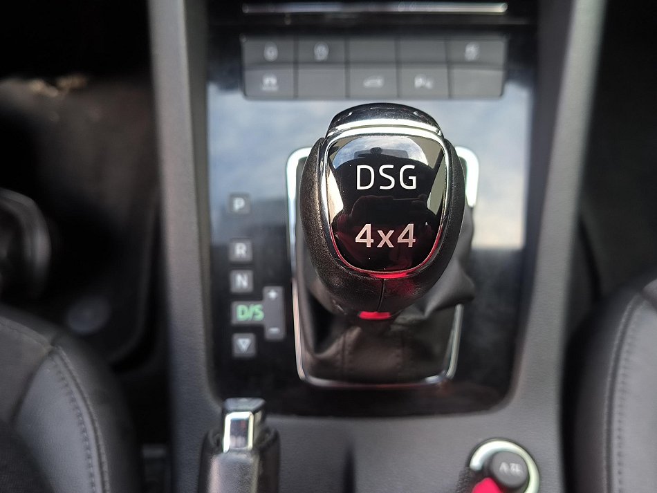Škoda Octavia III 2.0TSi L&K 4x4