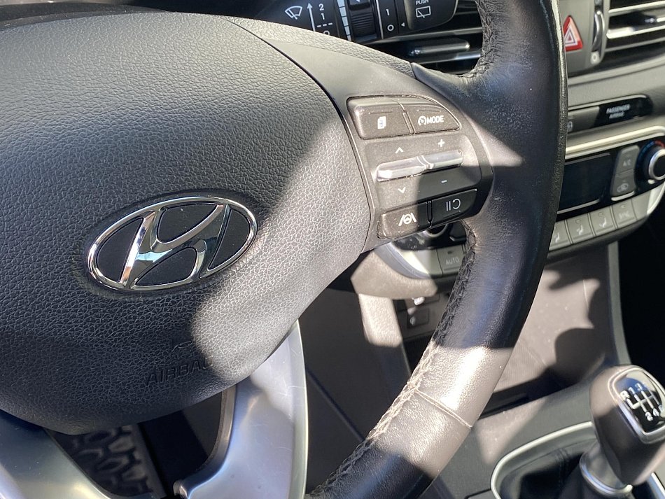 Hyundai I30 1.5 T-GDi Family