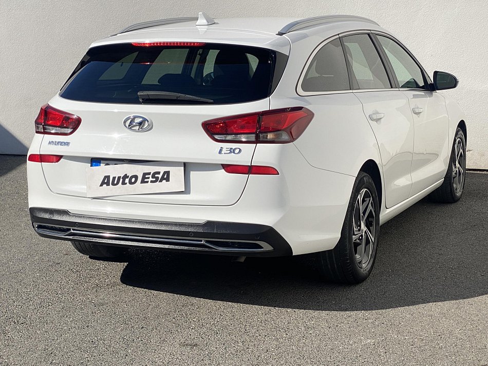 Hyundai I30 1.5 T-GDi Family
