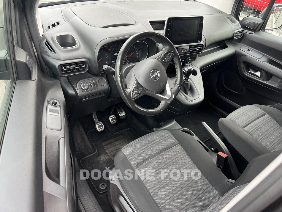 Opel Combo 1.2T Life