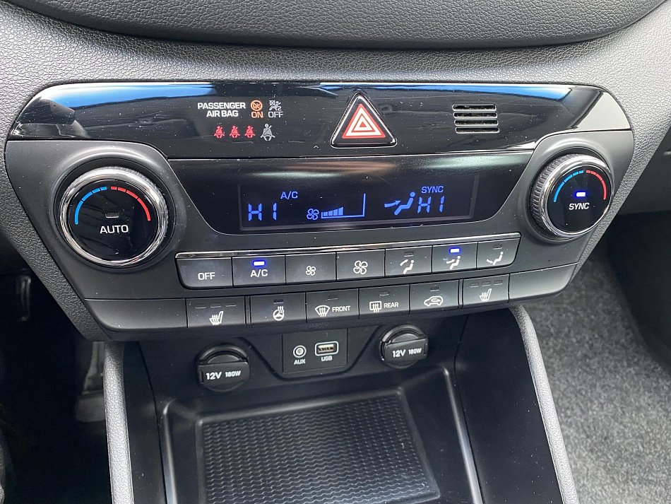 Hyundai Tucson 1.6 T-GDi Trikolor 4WD