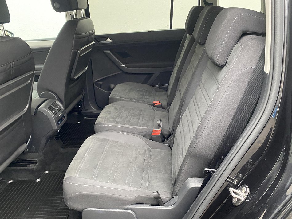 Volkswagen Touran 1.5 TSi Comfortline