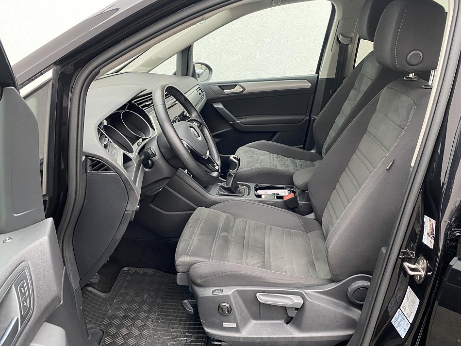 Volkswagen Touran 1.5 TSi Comfortline