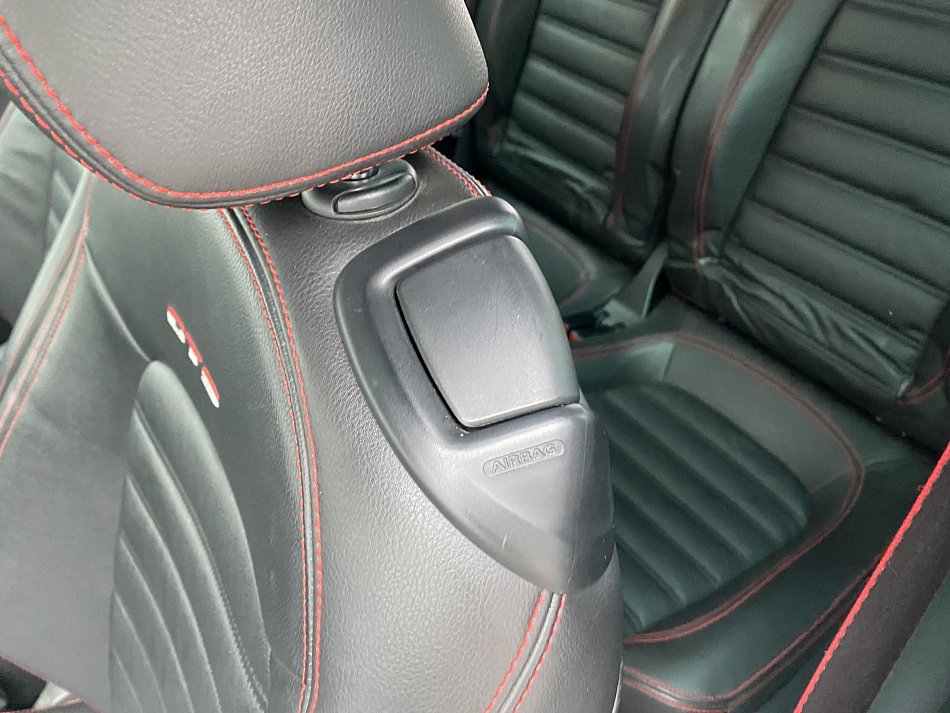 Volkswagen Scirocco 1.4TSi Sport