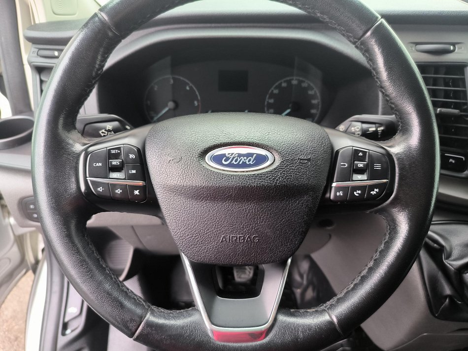 Ford Transit Custom 2.0TDCi Trend L2H1 6míst FC