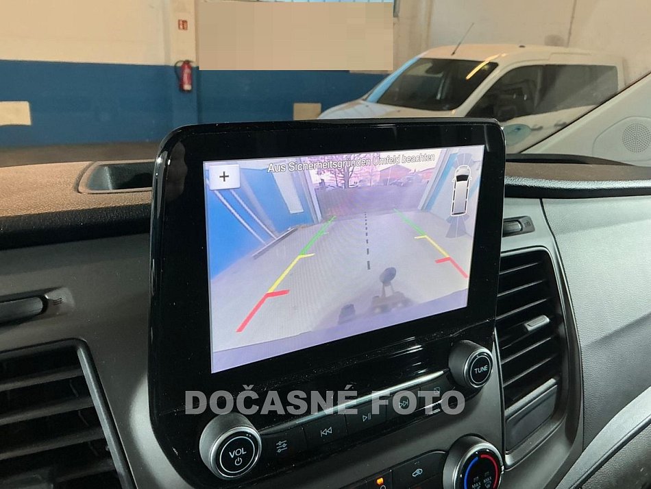 Ford Transit Custom 2.0TDCi Trend L2H1 6míst FC