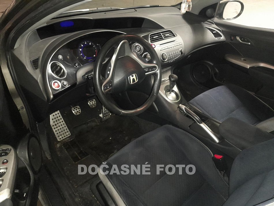 Honda Civic 1.8 i-VTEC 