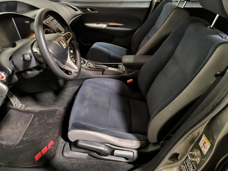 Honda Civic 1.8 i-VTEC 