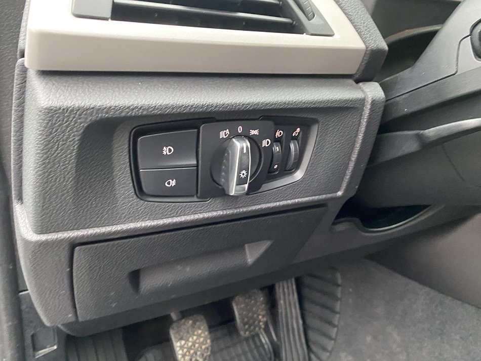 BMW Řada 1 1.5i Advantage