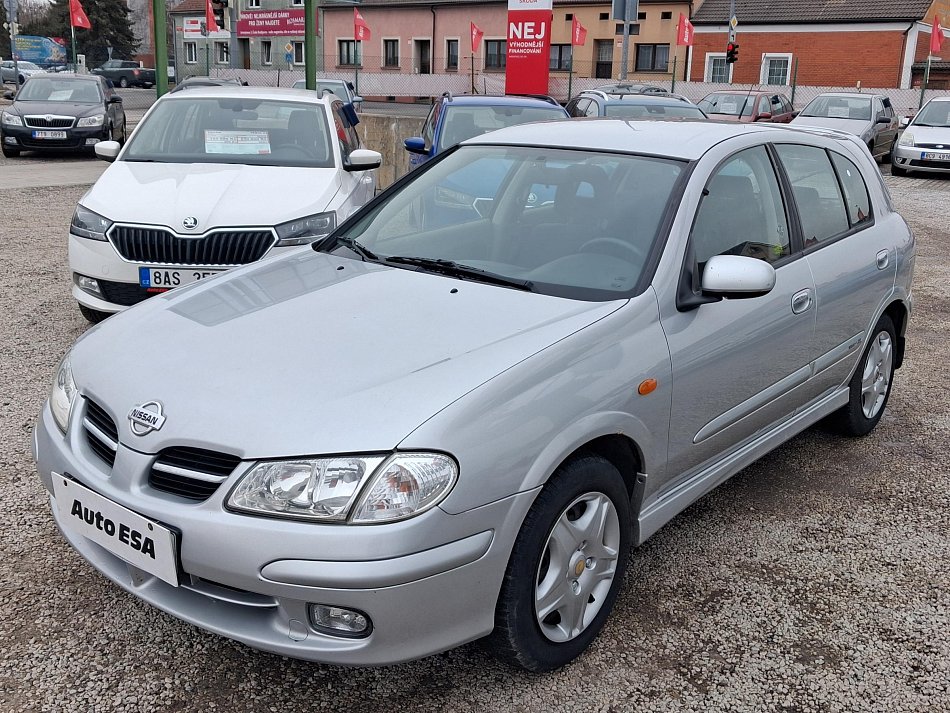 Nissan Almera 1.5i 