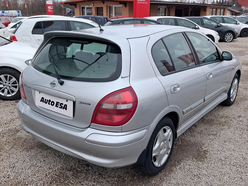 Nissan Almera 1.5i 