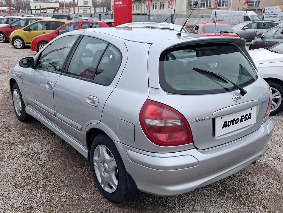 Nissan Almera 1.5i 