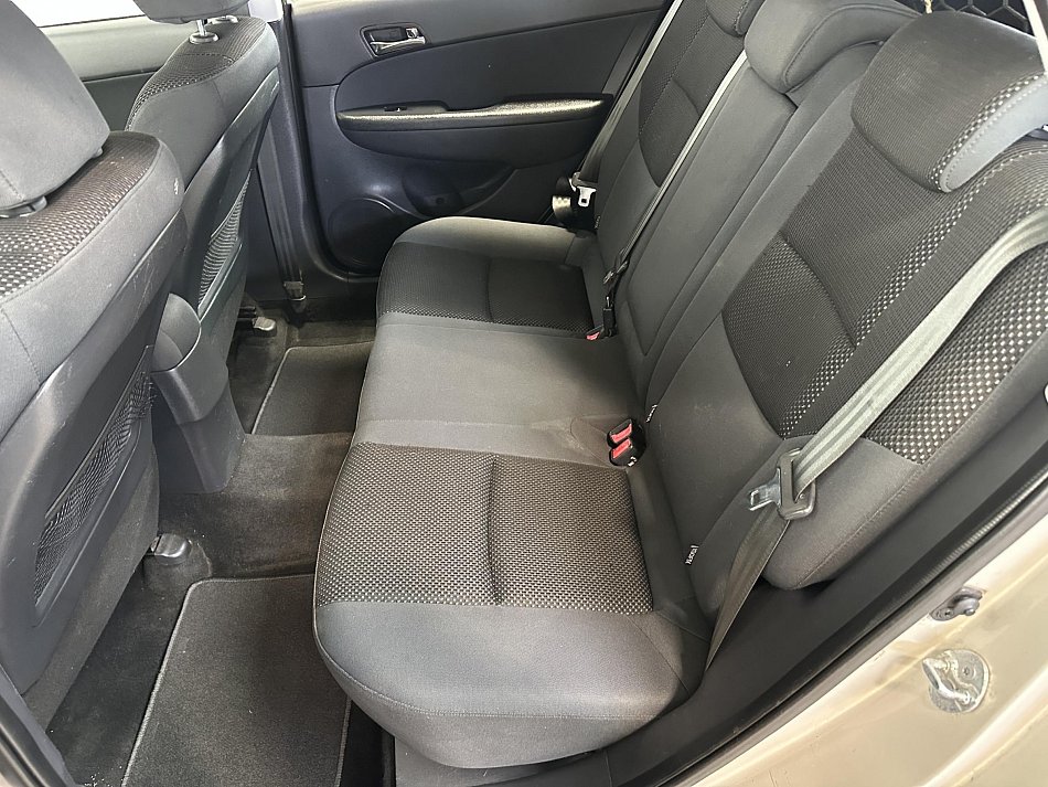 Hyundai I30 1.4 16V  LPG