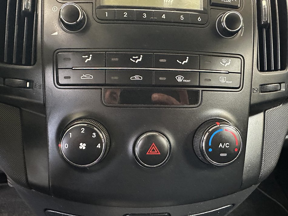 Hyundai I30 1.4 16V  LPG