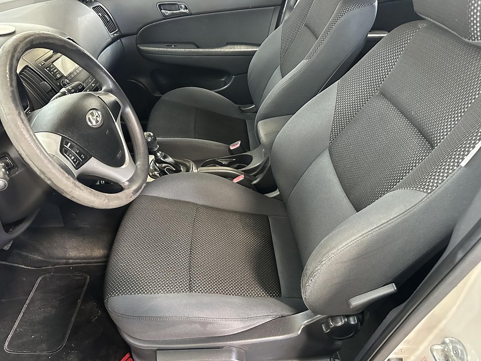 Hyundai I30 1.4 16V  LPG