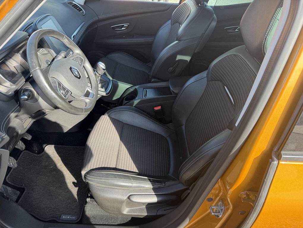Renault Scénic 1.7 dCi Intense