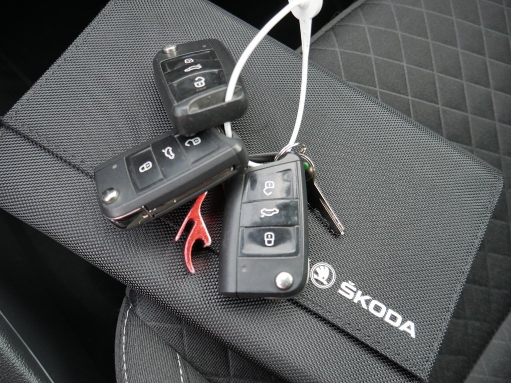 Škoda Octavia III 2.0TDi Ambition