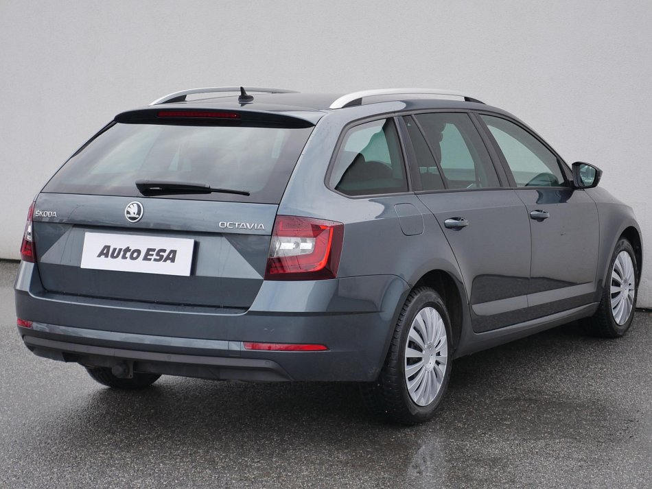 Škoda Octavia III 2.0TDi Ambition