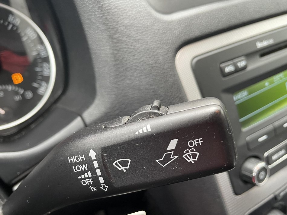 Škoda Octavia II 2.0 TDi Elegance