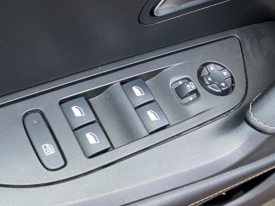 Peugeot 2008 1.2PT GT Line