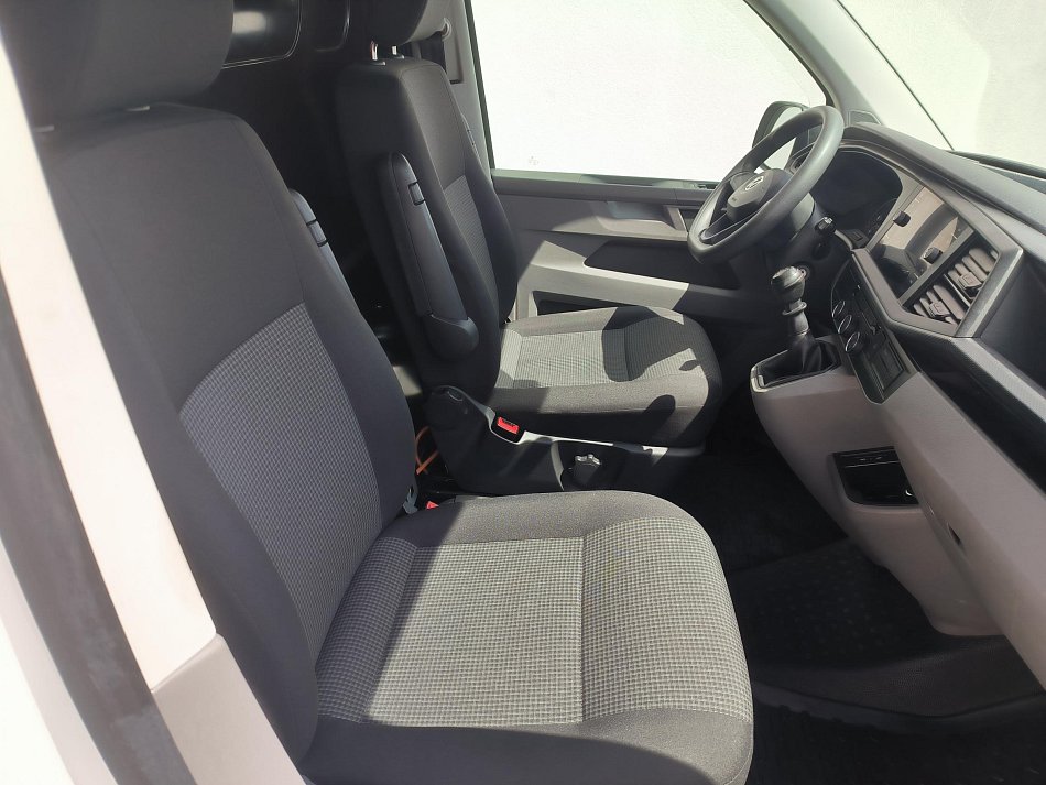 Volkswagen Transporter 2.0TDi  T6.1 L1H1