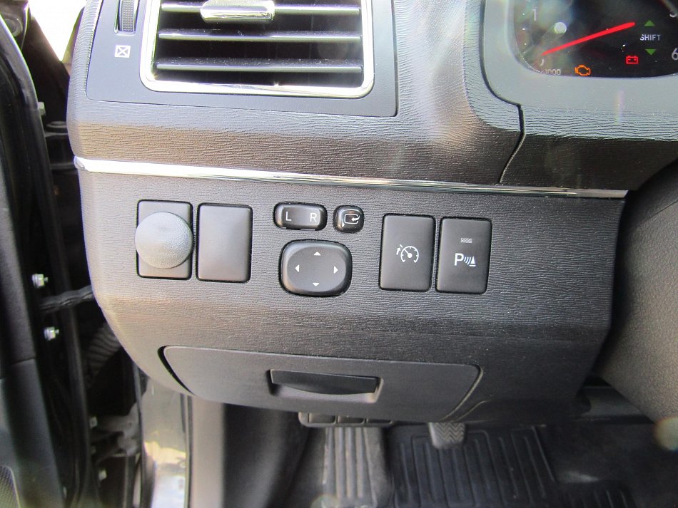 Toyota Avensis 2.0 D4-D 