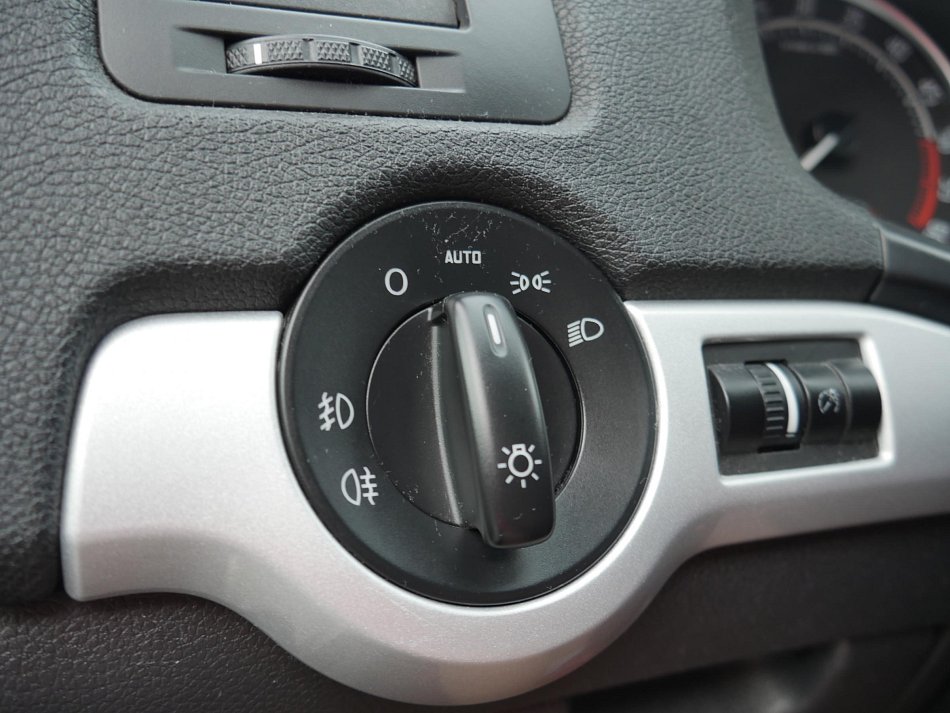 Škoda Octavia II 2.0 TDi RS