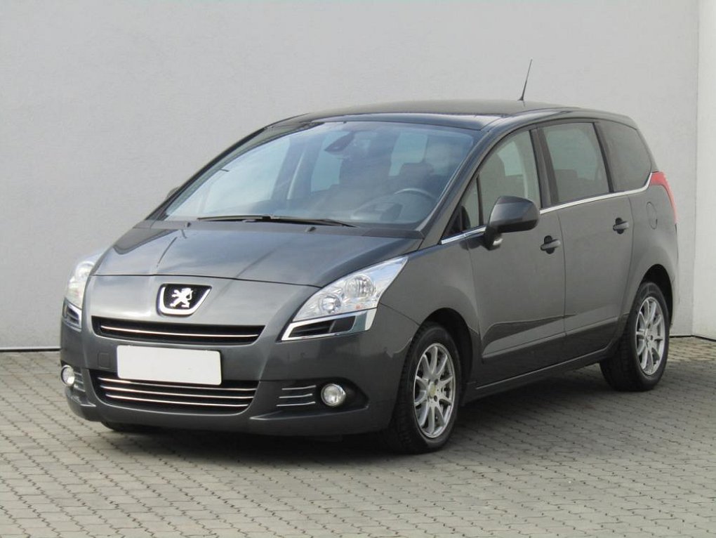 Peugeot 5008 2.0 HDi 