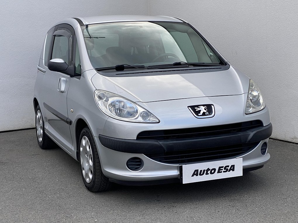 Peugeot 1007 1.4i 