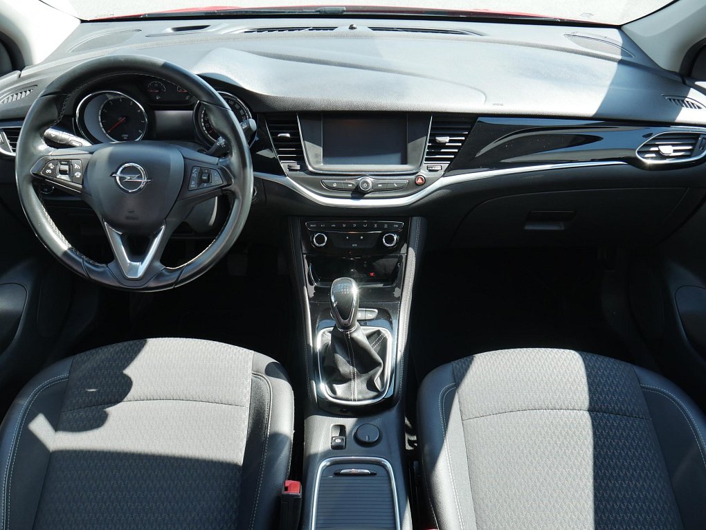 Opel Astra 1.4T 