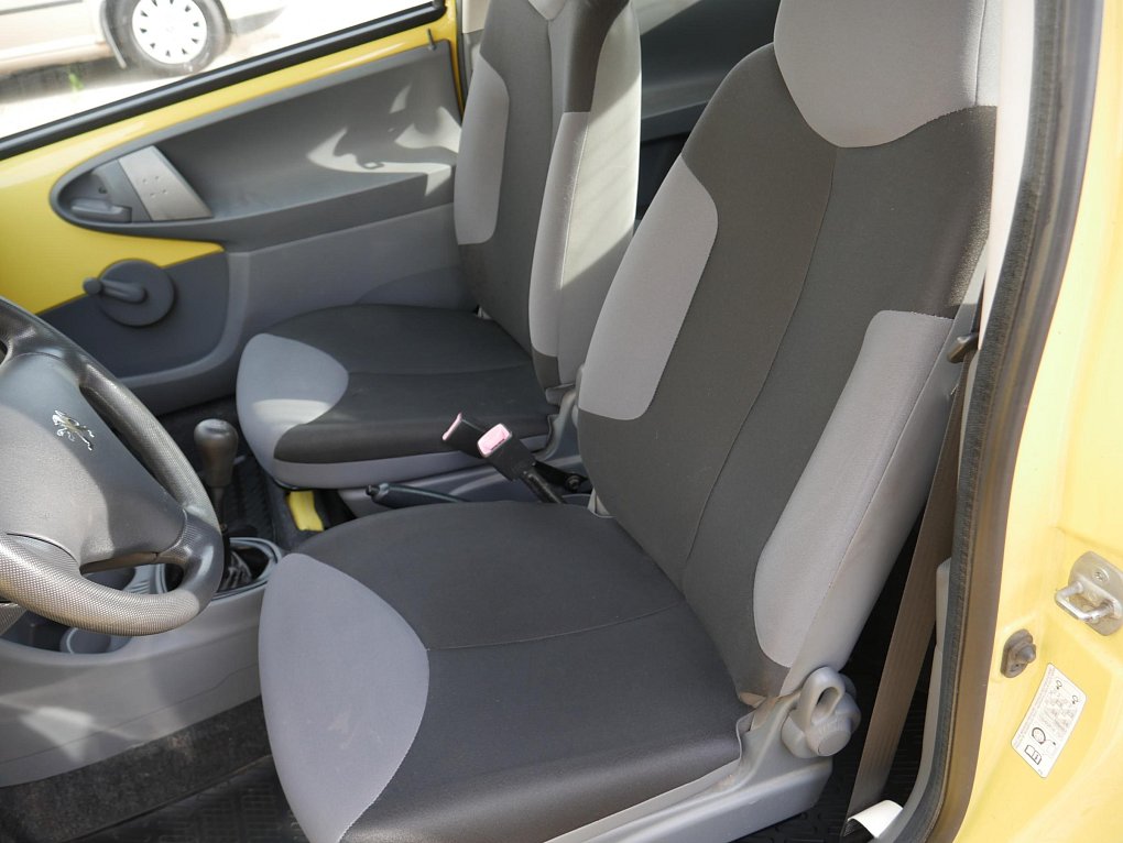 Peugeot 107 1.0i 
