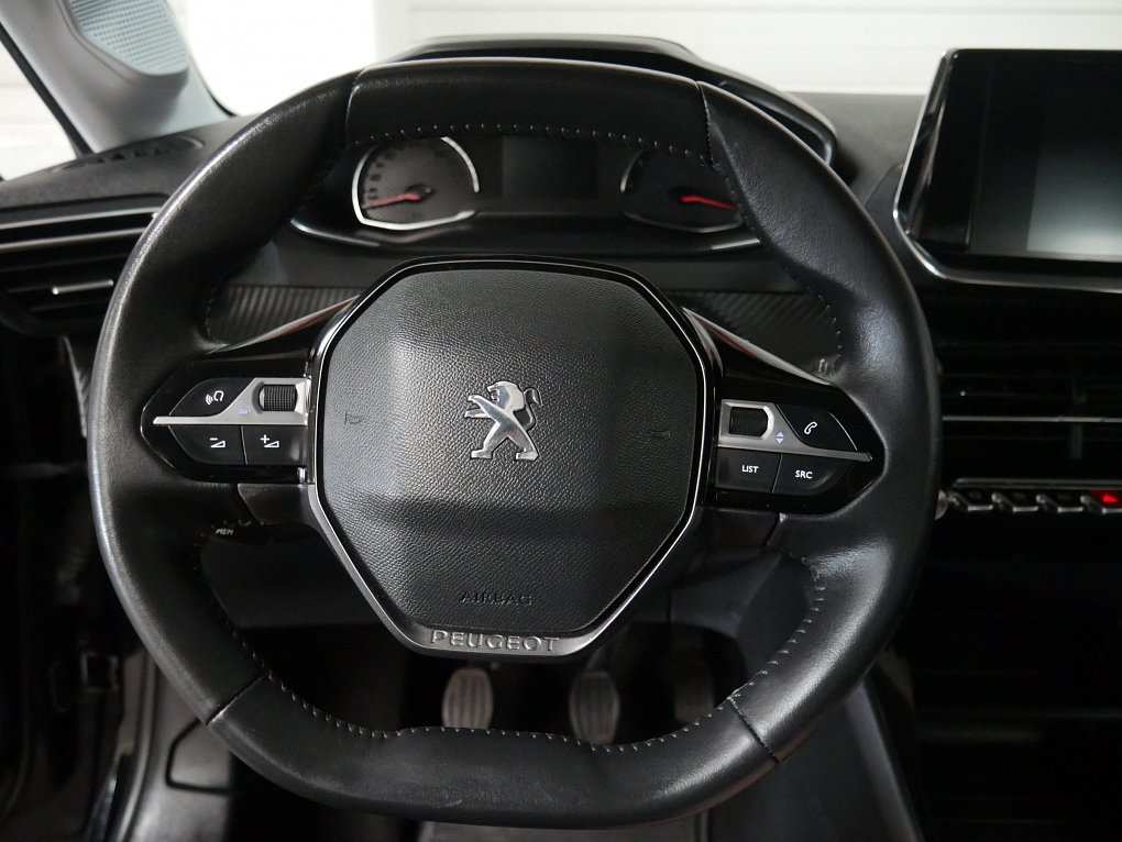Peugeot 208 1.2PT 