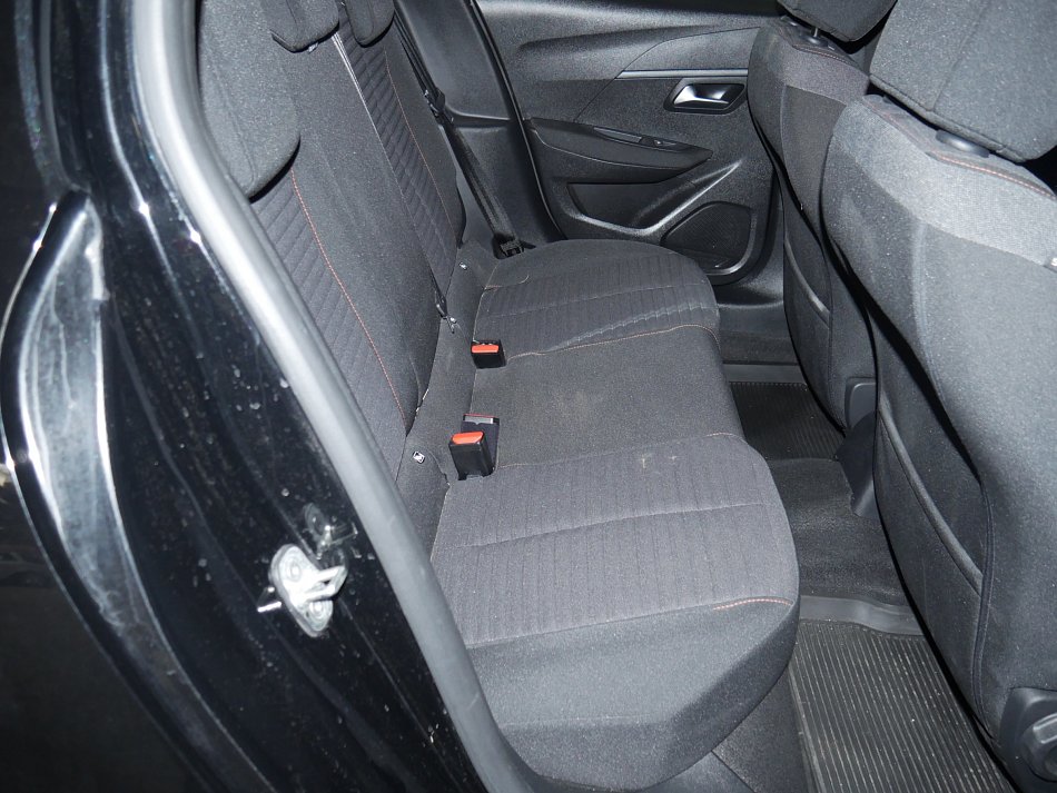 Peugeot 208 1.2PT 