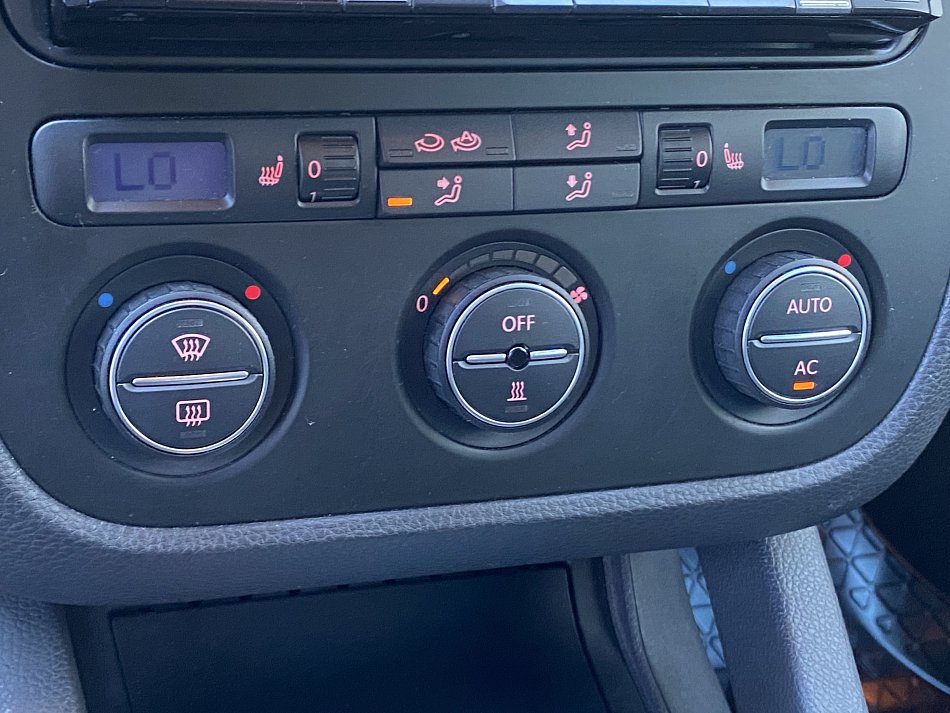 Volkswagen Jetta 1.4 TSi 
