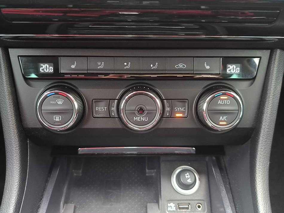 Škoda Superb III 2.0 TDi  4x4