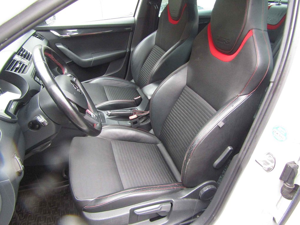 Škoda Octavia III 2.0 TDi RS