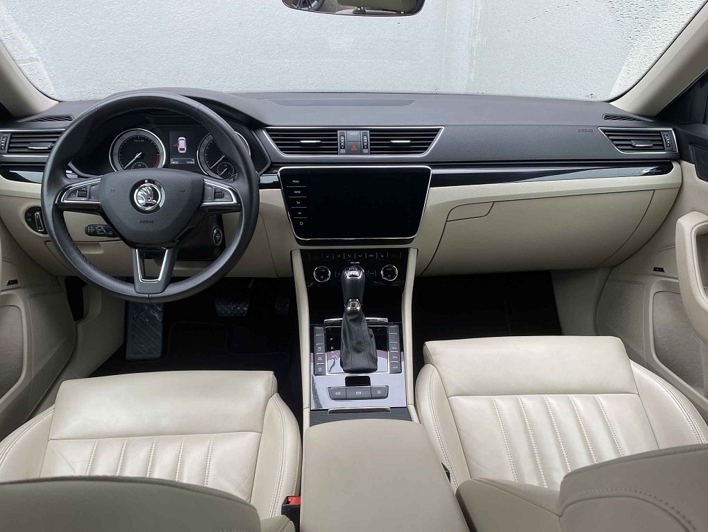 Škoda Superb III 2.0 TDi L&K 4x4