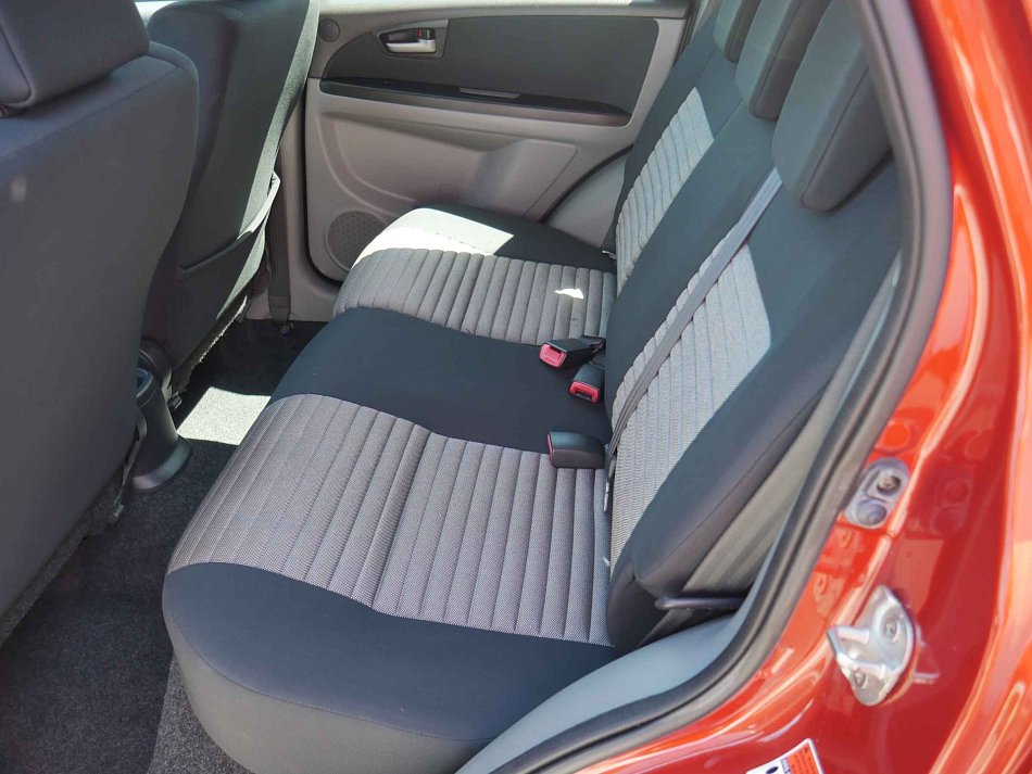 Suzuki SX4 1.6i  4x4