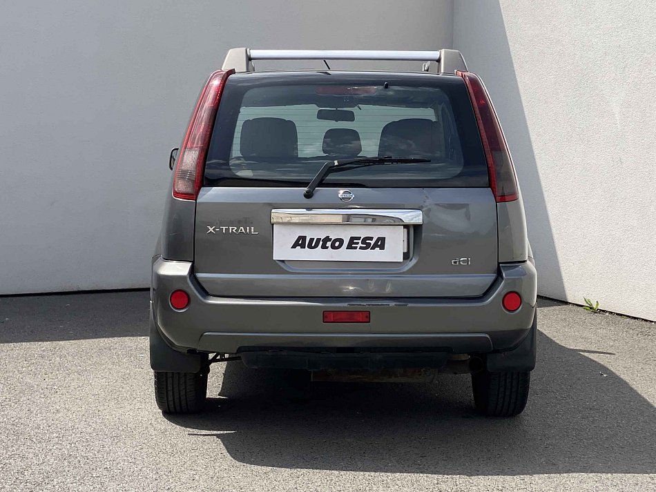 Nissan X-Trail 2.2 D  4x4