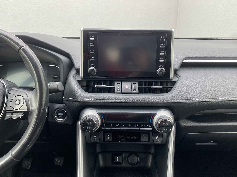 Toyota RAV4 2.0i 16V 
