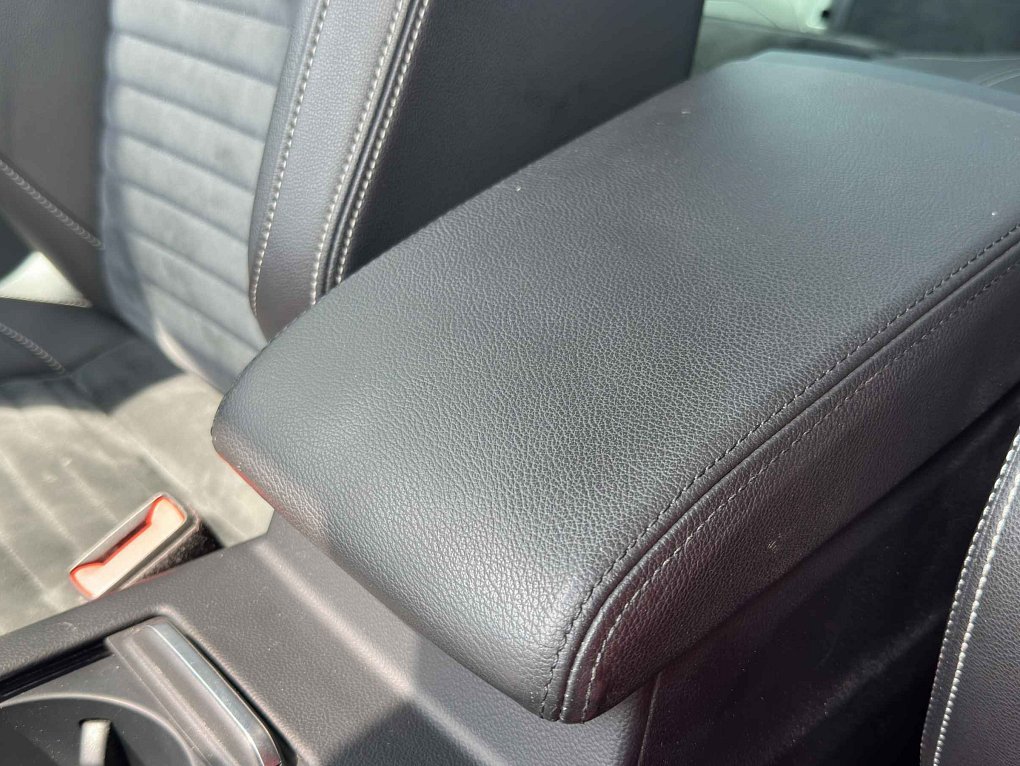 Volkswagen Passat 2.0TSi 